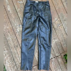 Wilfred Black Ankle Cropped Pants, Pleather, faux leather pant, Aritzia